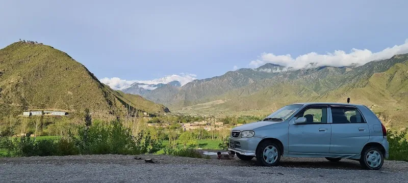 아스마르, 아프가니스탄 – 경계 너머의 마을