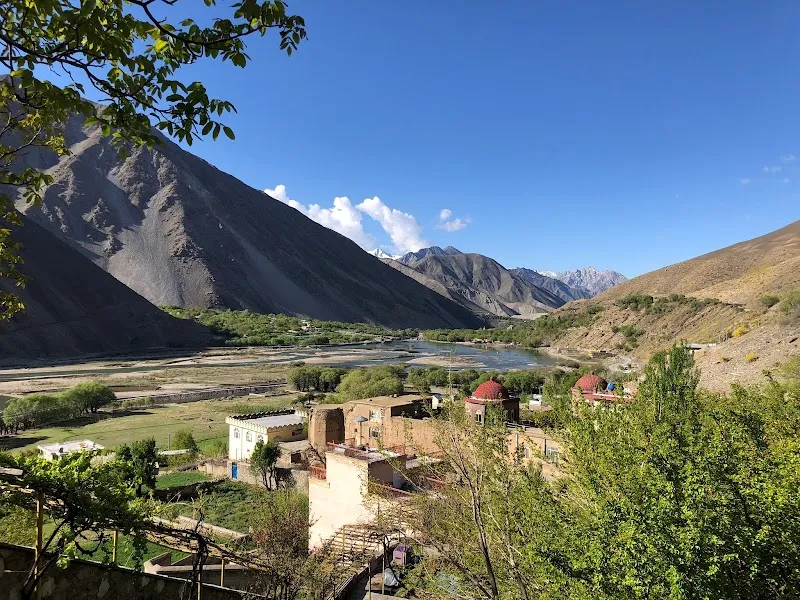 판지시르 계곡 전경